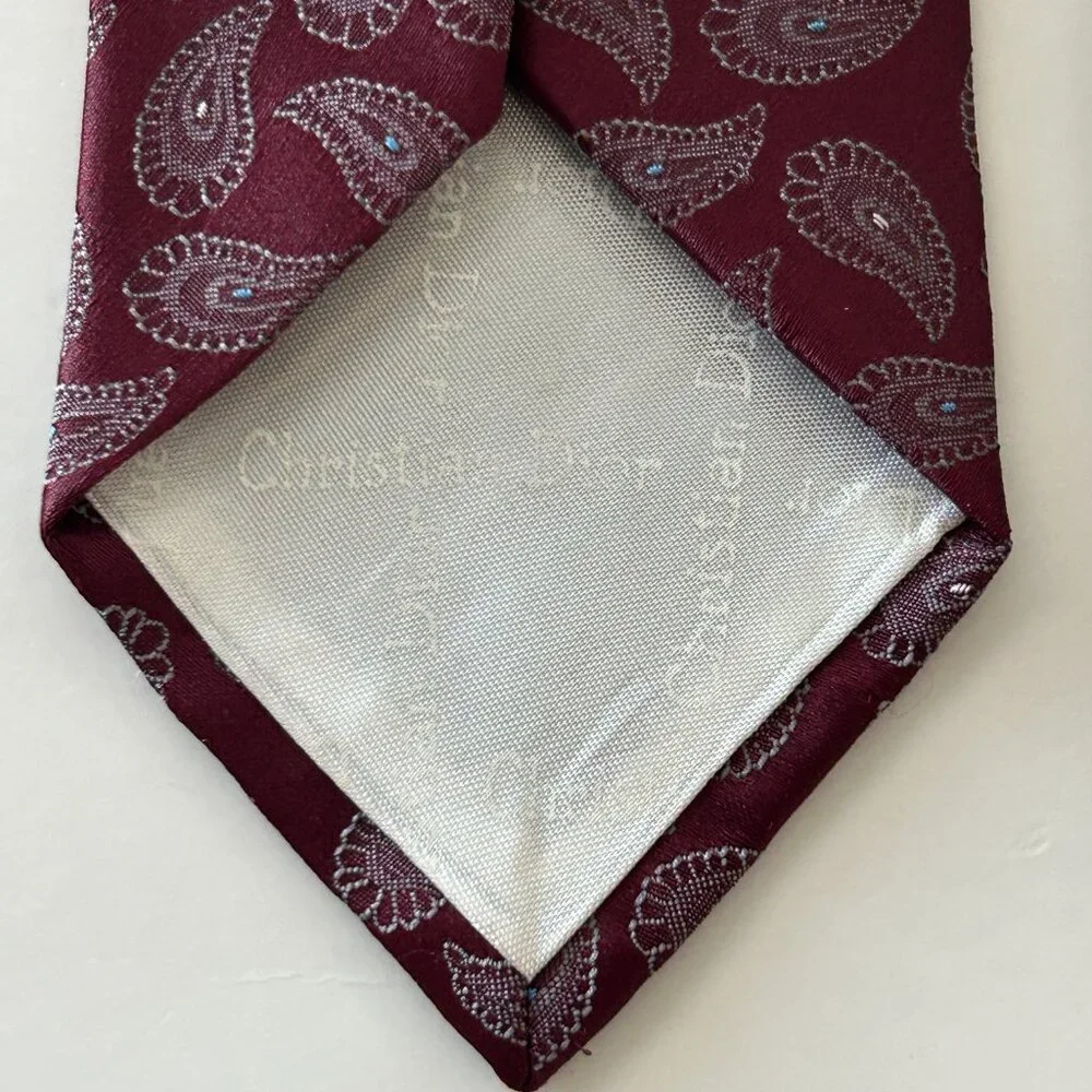 Vintage Christian Dior Mens Burgundy Red Neck Tie Paisley Polyester Woven Italy